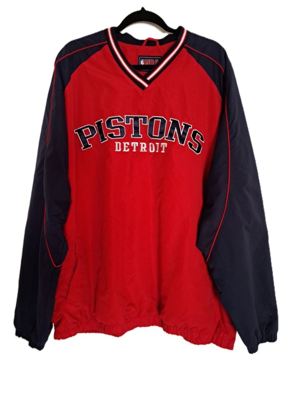 Detroit Pistons NBA Windbreaker Jacket Mens 2XL Red Blue V-Neck Pullover EUC